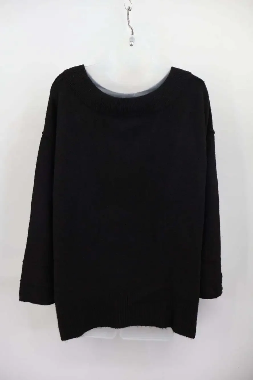 Democracy Womens Size Large Black Sweater Oversized Button Side Slit Hem
